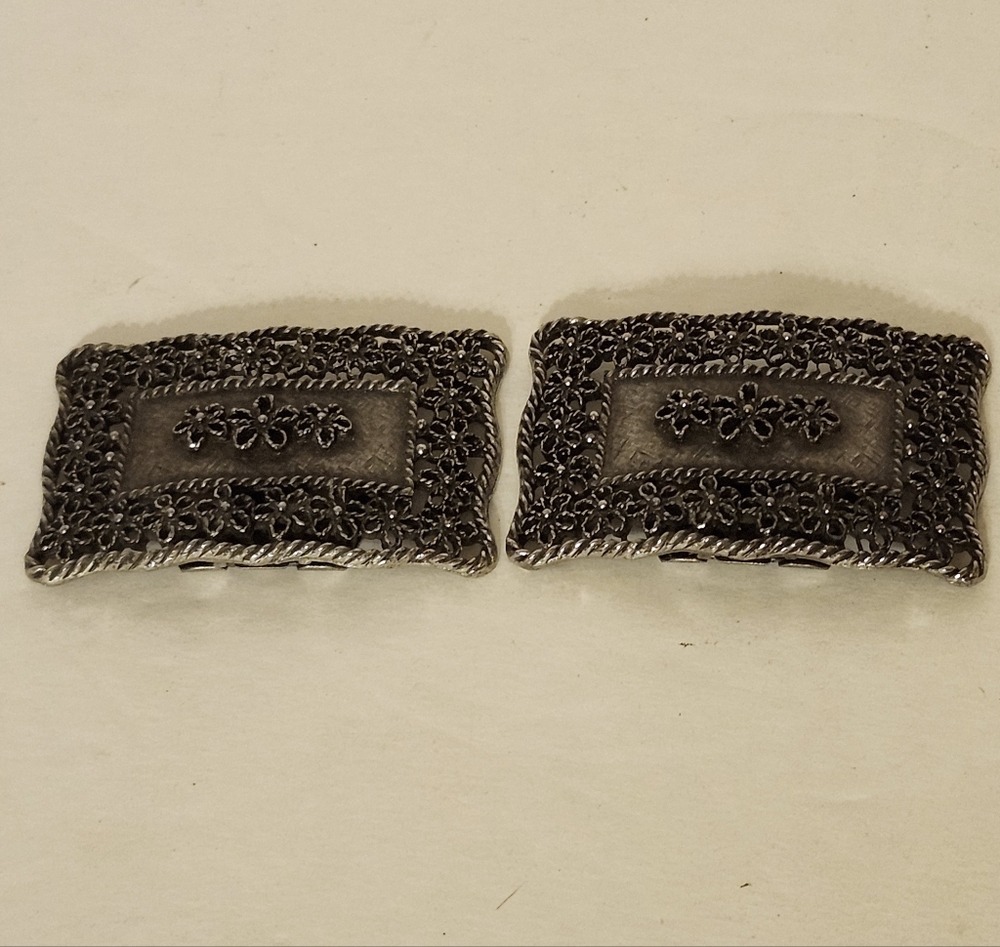 Pair of Vintage Tip Toe Brass Floral Filagree  Black Shoe Clips